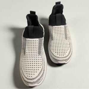 Tommy Bahama Black and White Athletic Shoes